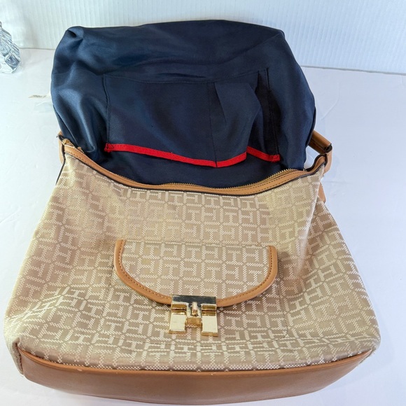 Tommy Hilfiger Navy & Logo Print Shoulder Bag – Red Zip Accent & Faux Leather - Picture 12 of 16